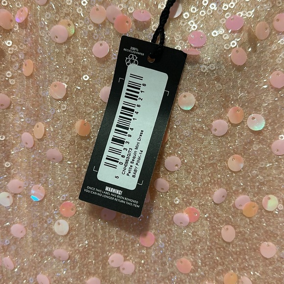 Pink sequin dress - Picture 2 of 4